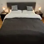 B&B Lorenzo 7Hillsrome